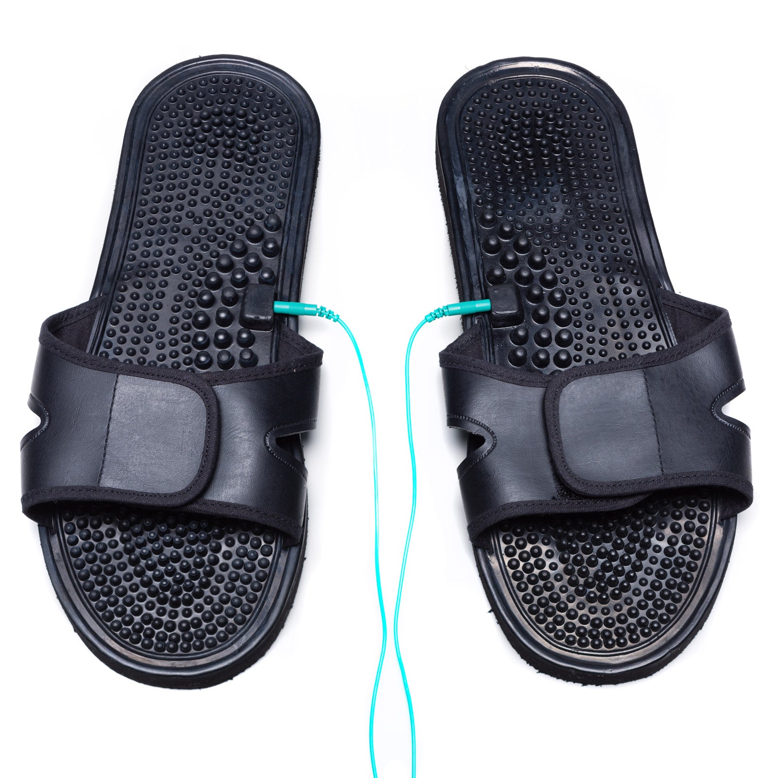TESMED SLIPPERS ciabatte per la stimolazione del piede, da utilizzare in abbinamento ad un dispositivo TESMED. Durante il trattamento, si avverte un piacevole massaggio dal piede fino al ginocchio